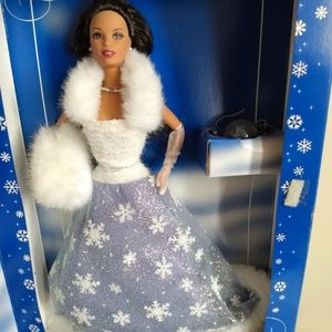 Snow Sensation Hispanic Barbie